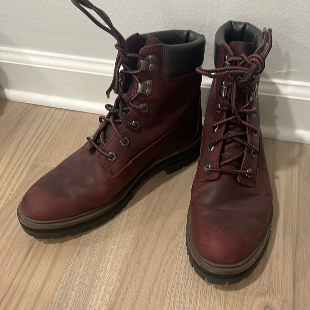 Timberland boots women’s size 8